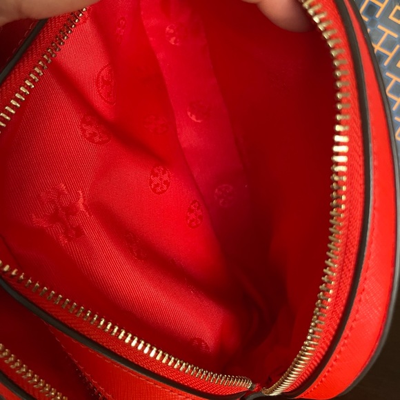 Tory burch crossbody and wallet - Picture 10 of 16